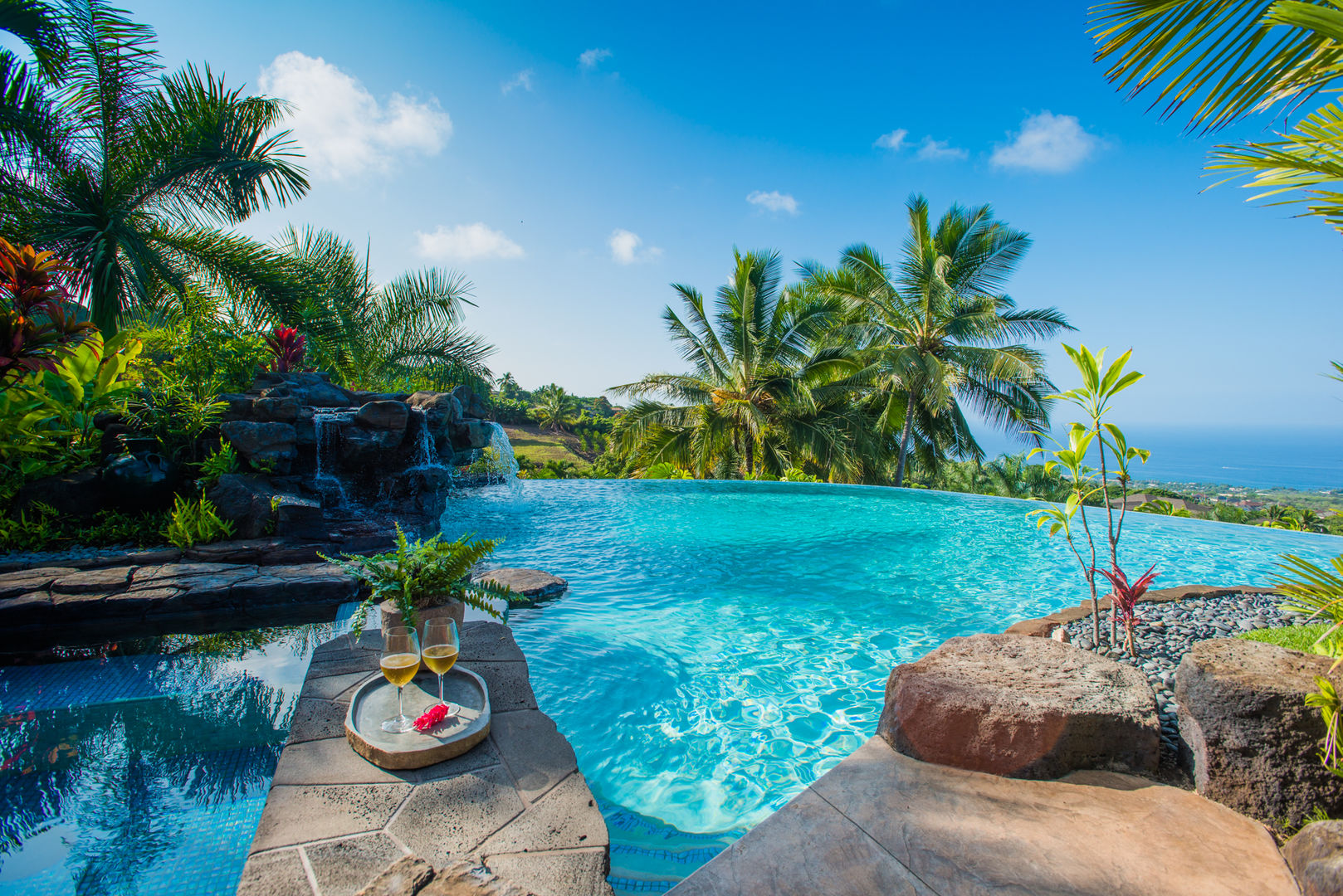 Why Cabo Platinum Villas Beat 5-Star Hotels for Your Summer Escape