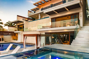 luxury villa mexico vacation