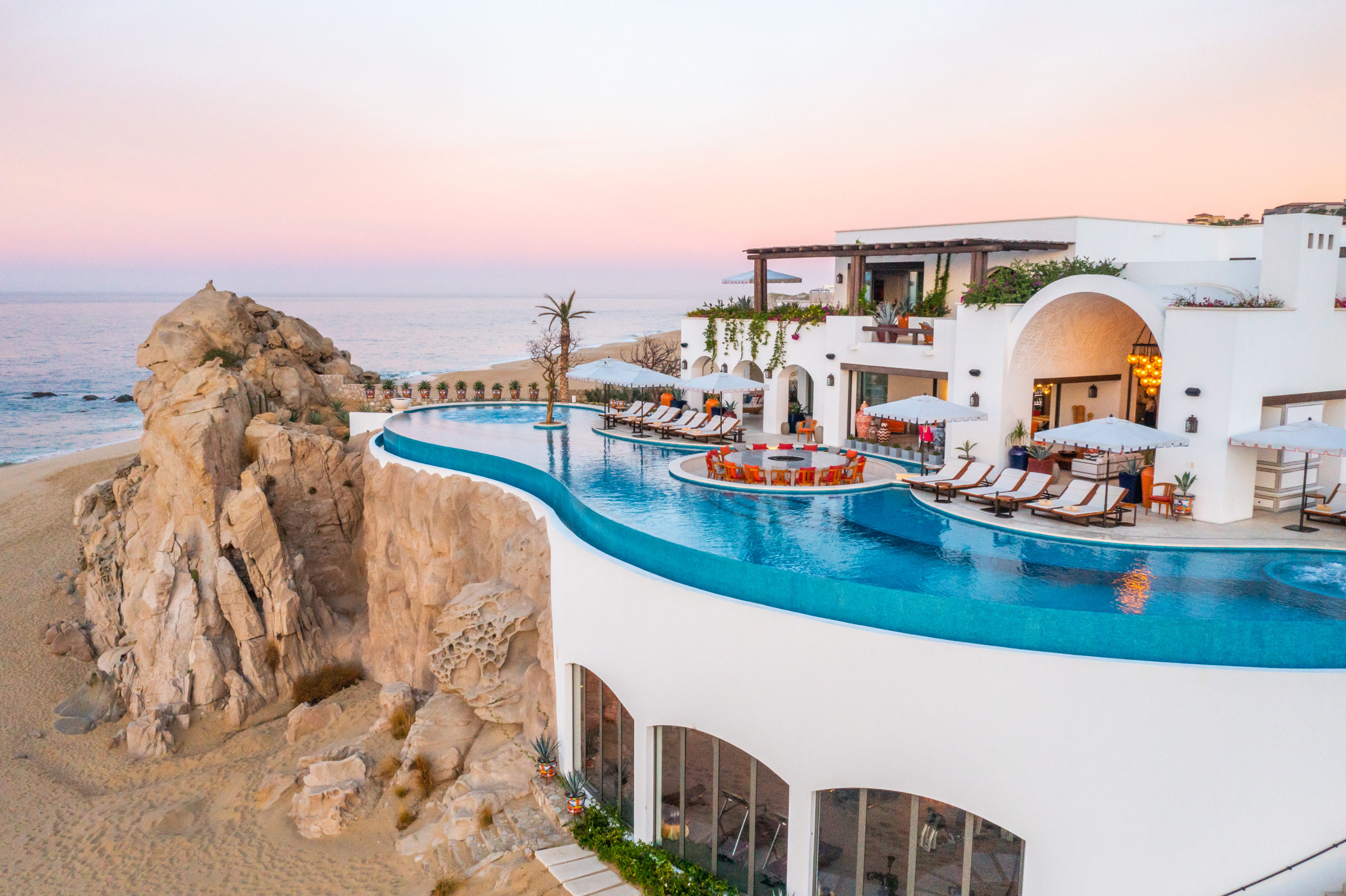 Villa La Datcha: 5 Reasons to Vacation at Cabo’s Stunning Luxury Estate