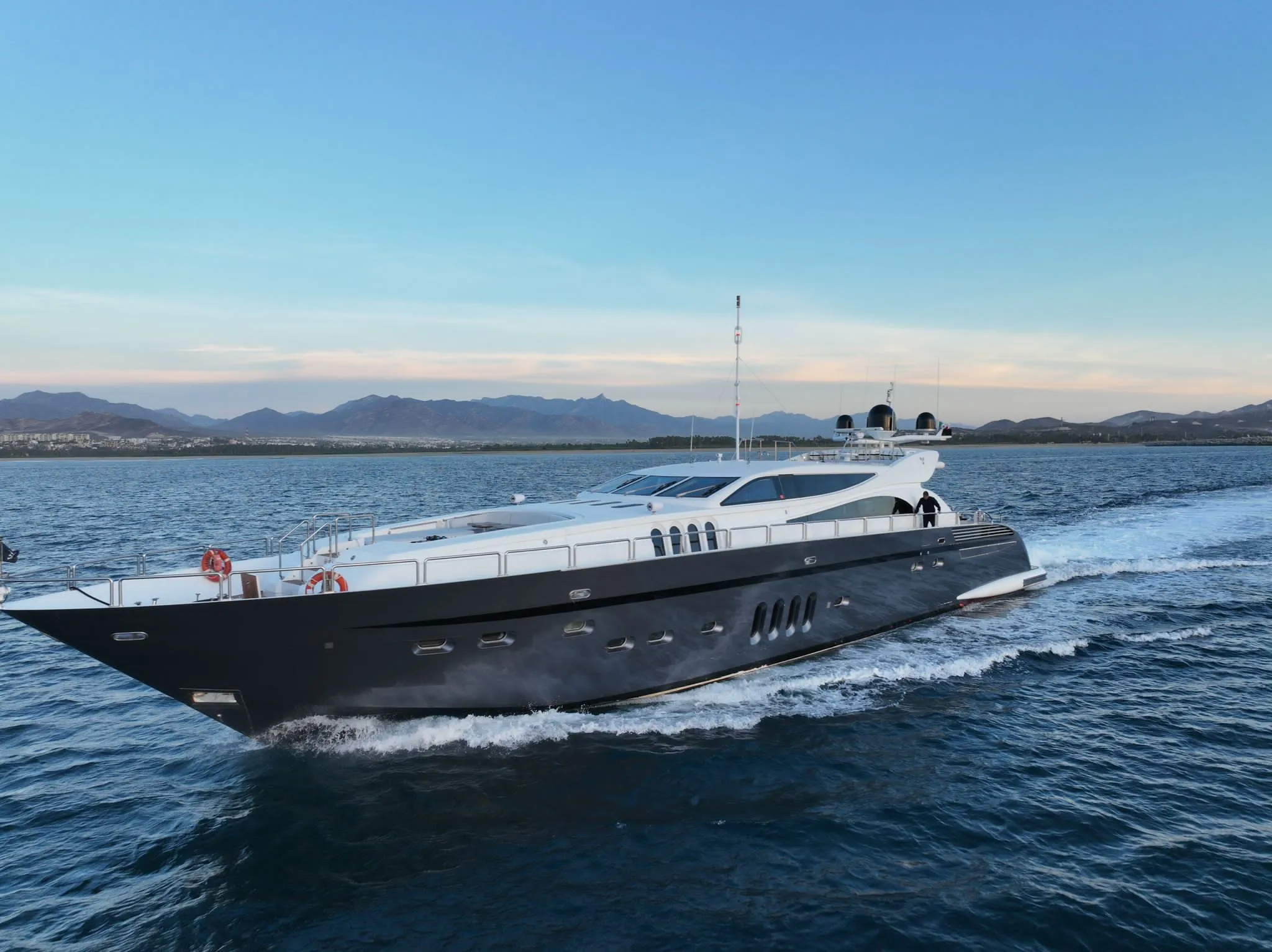 Private yacht charter on the Sea of Cortez, Cabo San Lucas