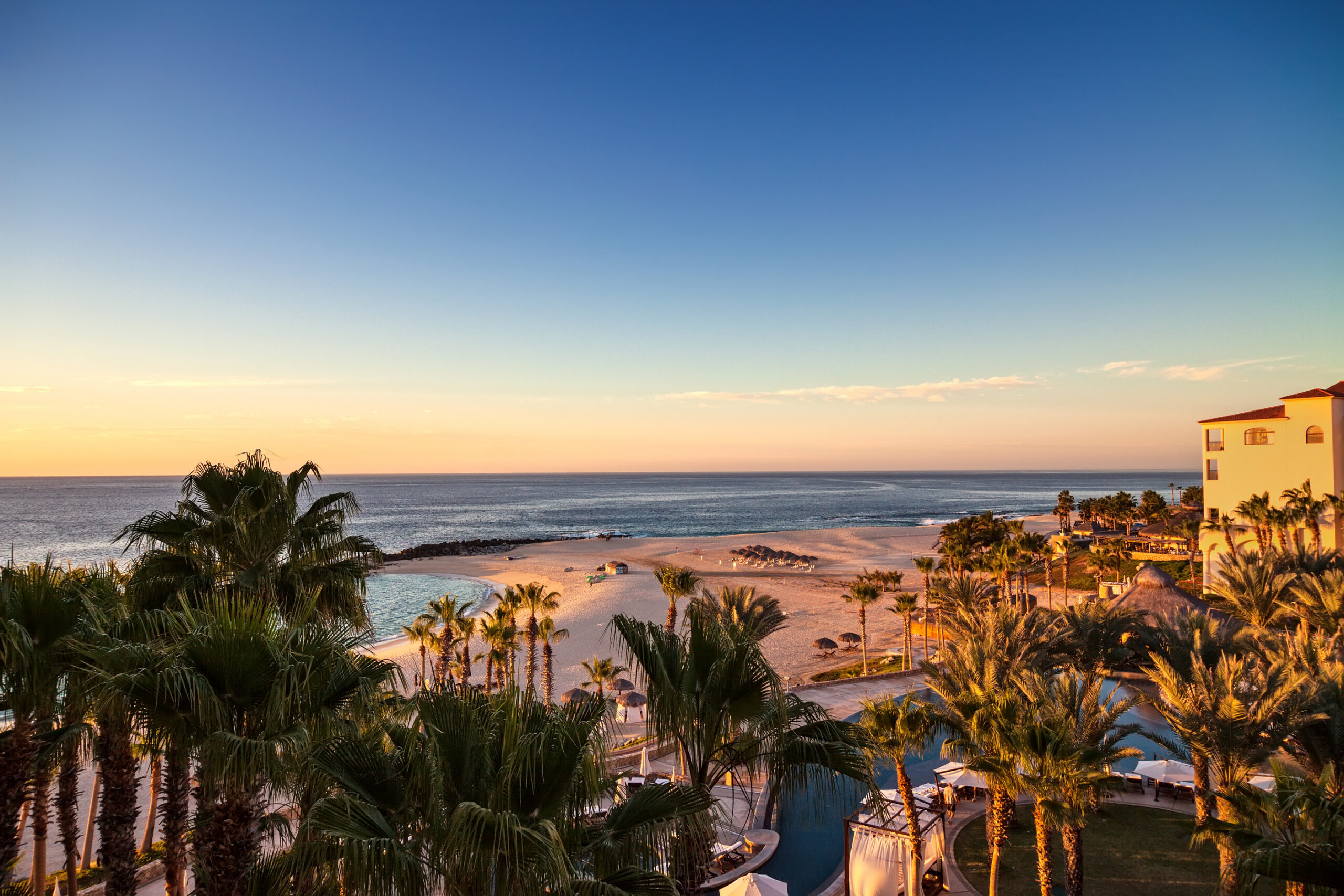 Los Cabos vs. Cancún for Luxury Travelers: A 2026 Comparison