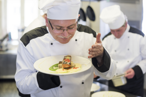 Private Chefs and In-Villa Dining Increase in Popularity
