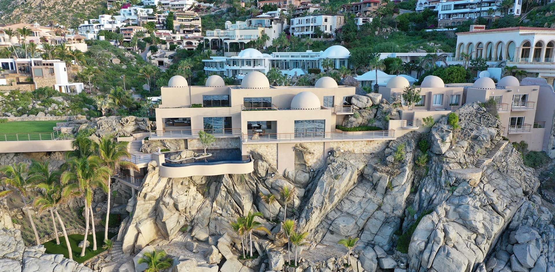 Los Cabos luxury villa for large family groups