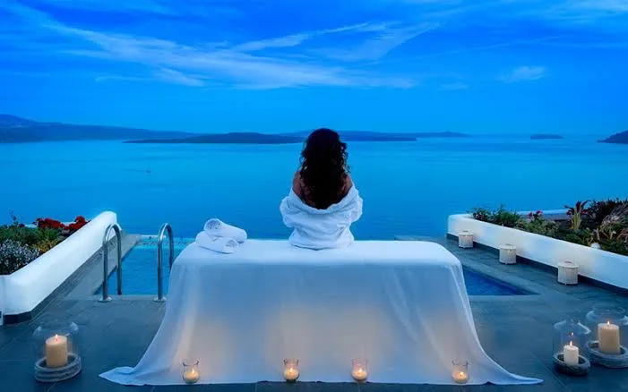 Private massage service at a wellness villa in Pedregal