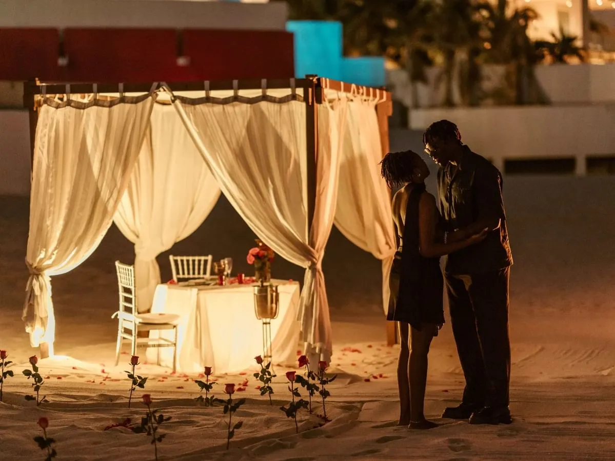 Romantic private dinner at a luxury villa in Los Cabos