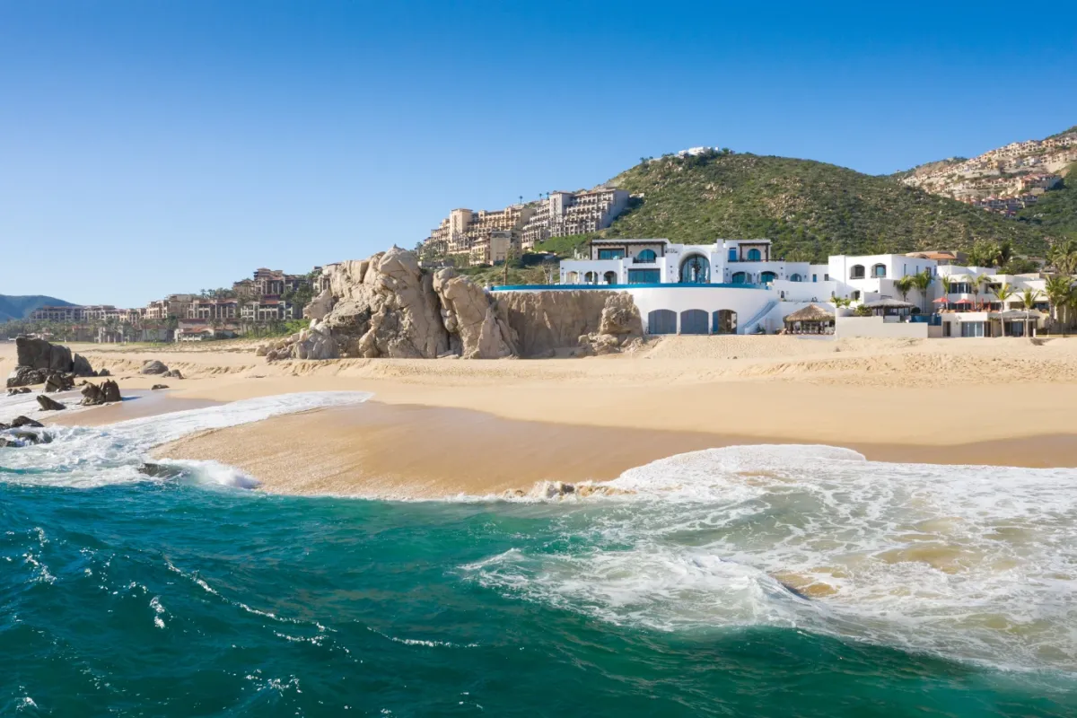Luxury villa La Datcha in Los Cabos