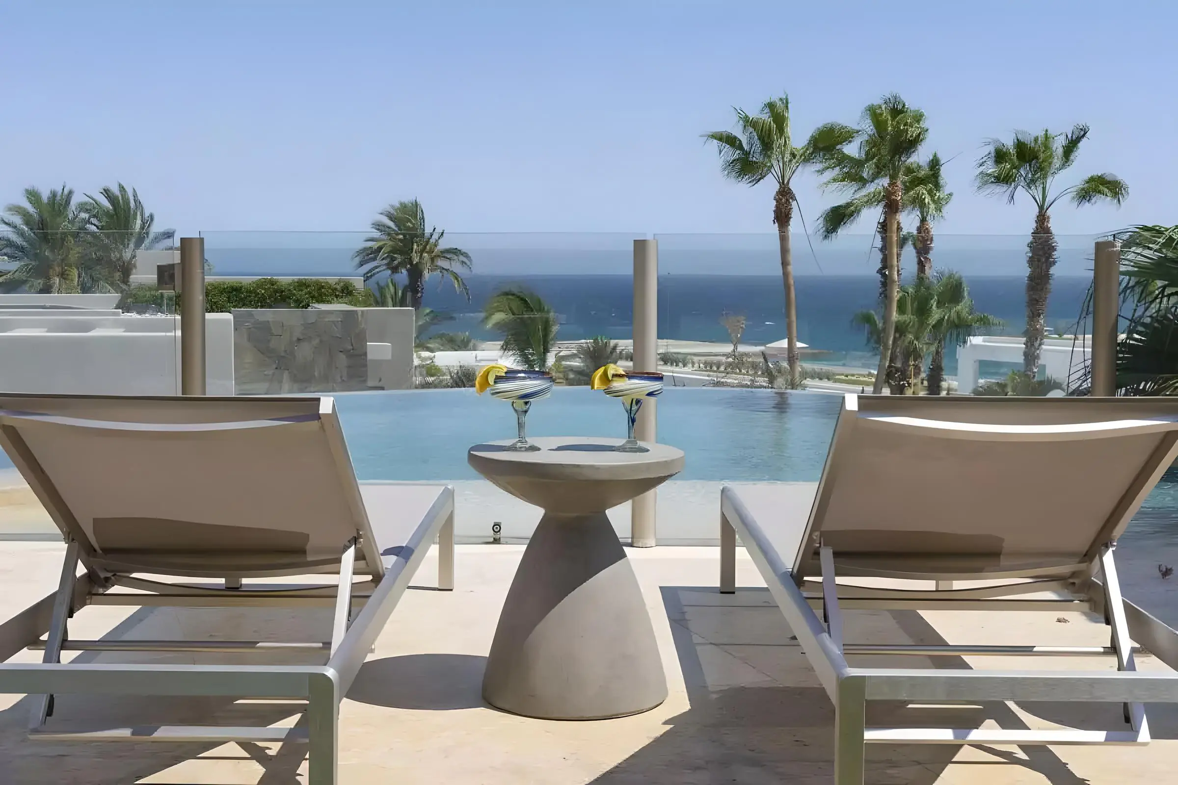 Luxury infinity pool overlooking the ocean in Los Cabos