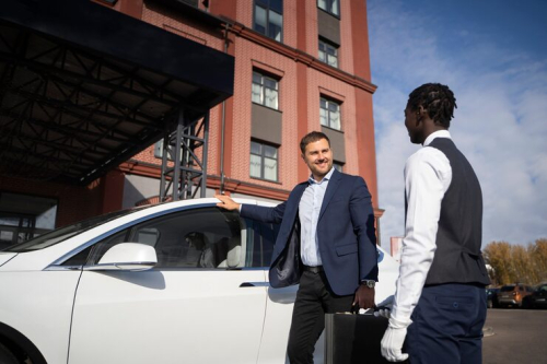 How Affluent Guests Are Selecting Villas With Seamless Transportation Options
