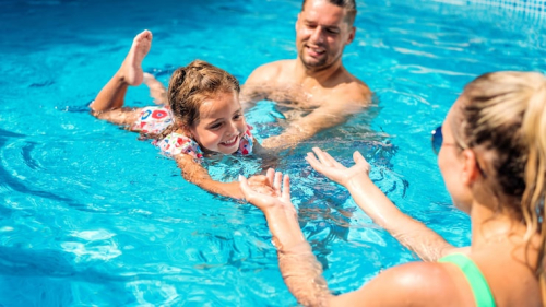How Private Pools Improve Family Vacations
