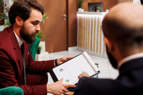 How Property Management Experience Supports Guest Stays