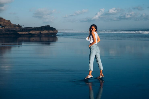 How Luxury Water Activities Enhance Coastal Vacations